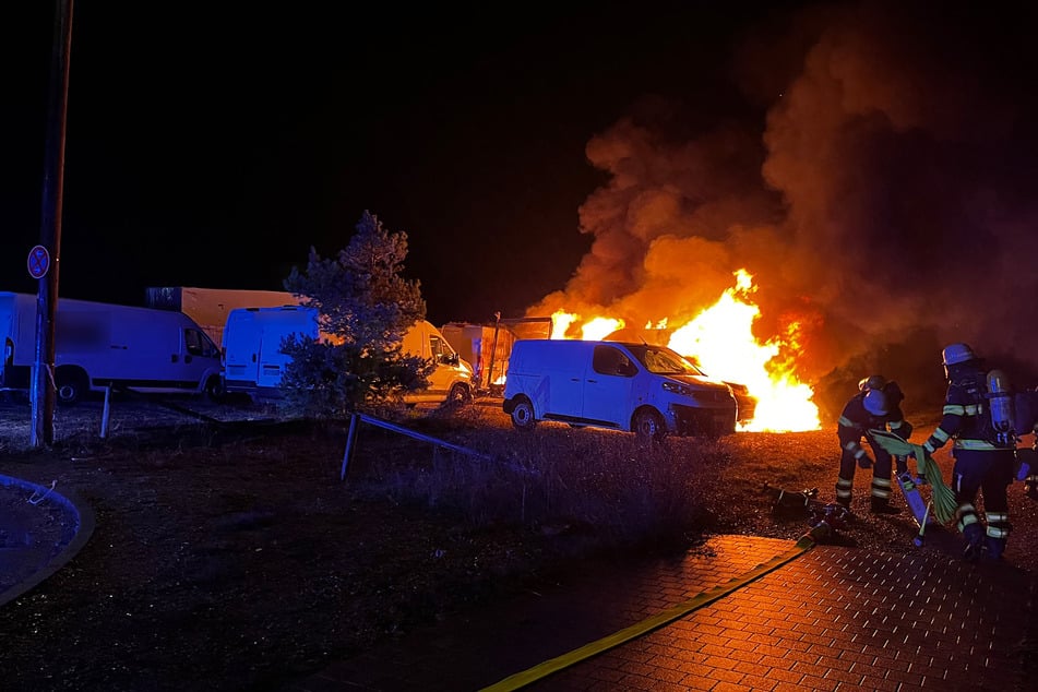 München: 300.000 Euro Schaden bei Brand in München! 16-Jähriger soll Feuer gelegt haben