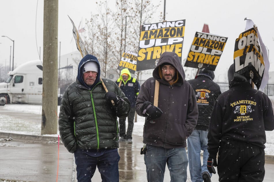 A strike targeting Amazon in the peak festive period extended into a third day Saturday as the retail behemoth said the labor action would not affect its business.