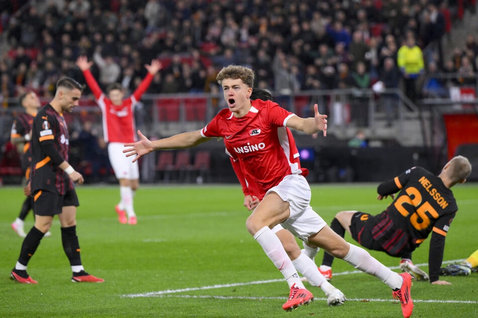 Sven Mijnans (26) spielt bei AZ Alkmaar stark auf. Das macht ihn offenbar begehrenswert, auch für RB Leipzig.