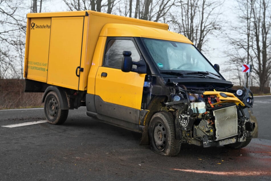 Das E-Postauto musste abgeschleppt werden.