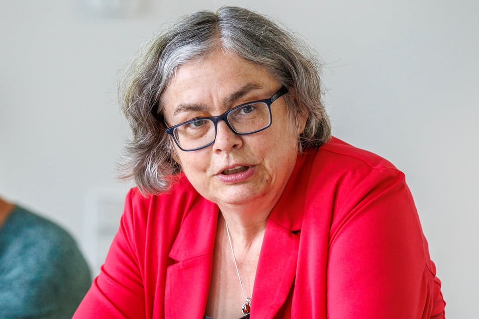 Umweltbürgermeisterin Eva Jähnigen (60, Grüne) verteidigt die geplante Erhöhung.