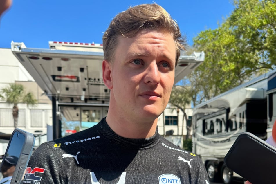 Bilder sagen mehr als Tausend Worte: Schumi-Sohnemann Mick war mit seiner Leistung alles andere als happy.