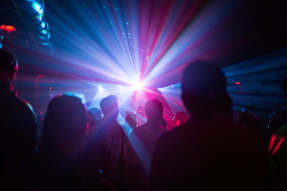 Der Teenie (15) feierte eine Party bei seinen Eltern. (Symbolfoto)