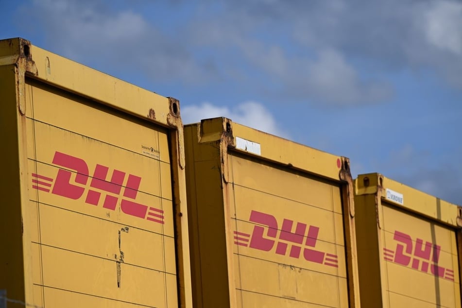 DHL-Zentrum evakuiert: Verdacht auf giftiges Quecksilber!