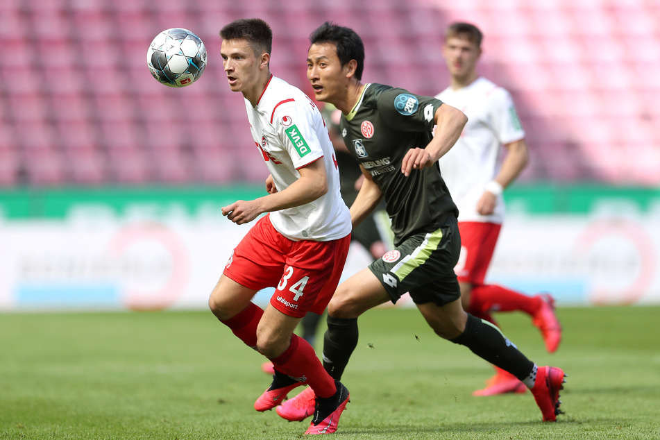 Noah Katterbach (19) konnte sich in dieser Saison einen Stammplatz beim 1. FC erkämpfen.