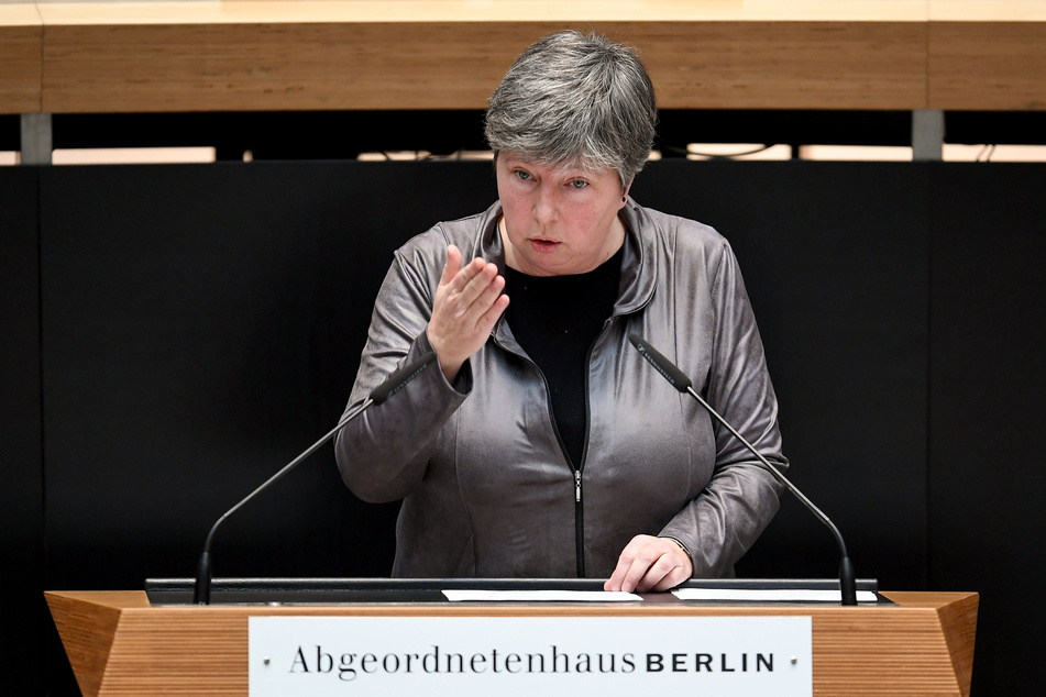 Berlins Senatorin für Stadtentwicklung und Wohnen, Katrin Lompscher tritt zurück.