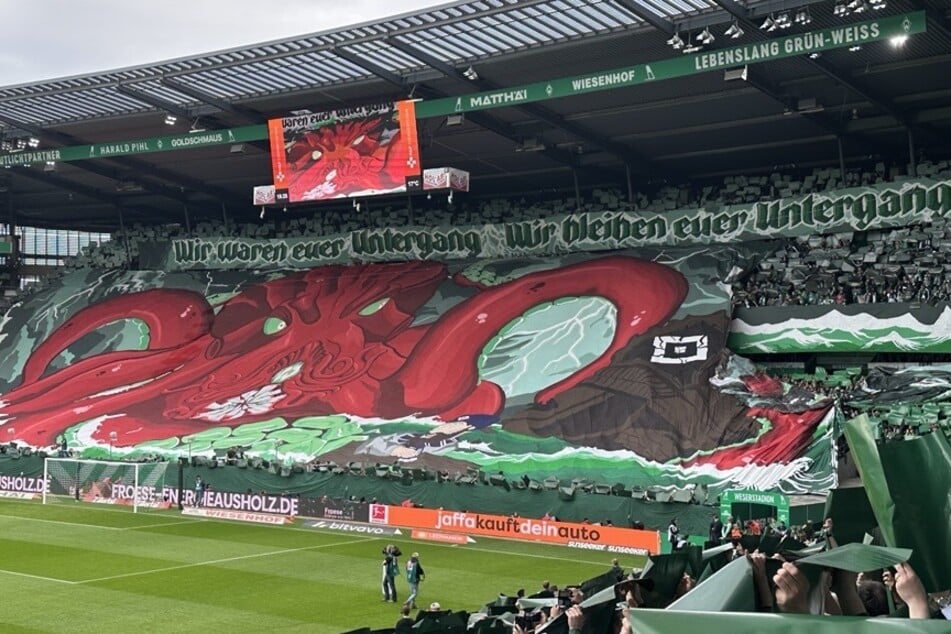 Die Werder-Fans präsentieren ihre Choreo.