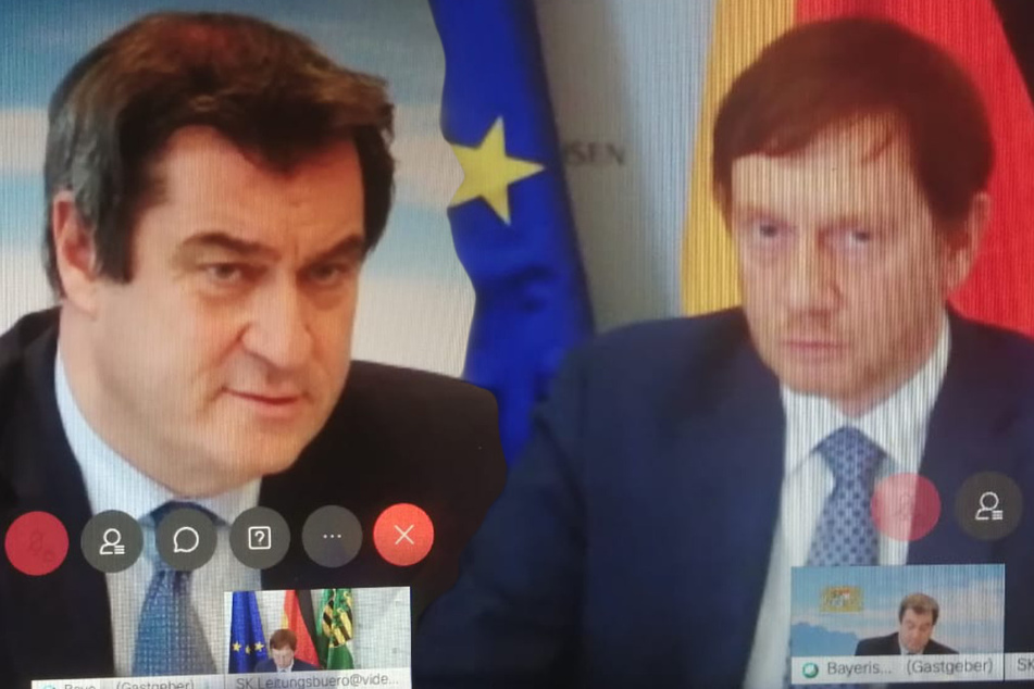 Online-Pressekonferenz am Montagvormittag: Bayerns Ministerpräsidenten Markus Söder (54, CSU) und Sachsens Ministerpräsident Michael Kretschmer (45, CDU) besprachen die Situation an den Grenzen. Beide Bundesländer sind durch direkte Nachbarschaft zu Tschechien derzeit besonders gefordert: Landkreise in Grenznähe zählen seit einiger Zeit zu den auffälligsten Corona-Hotspots in Deutschland.