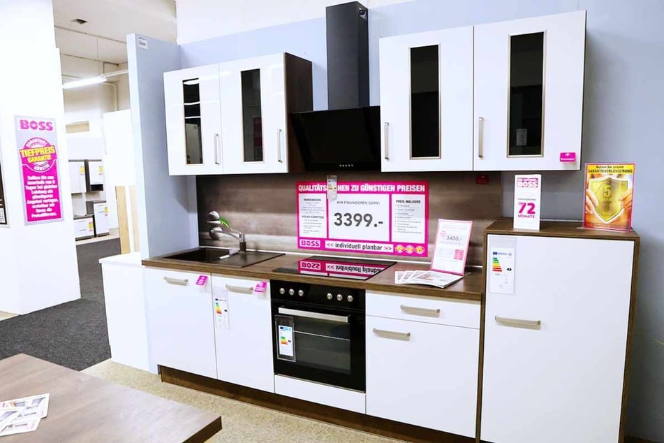 Hier kann die Traumküche mit hohen Rabatten geplant werden
