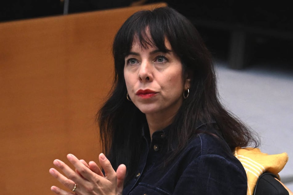 Elif Eralp (45, Linke) bekommt beim Parteitag am Samstag Polizeischutz.