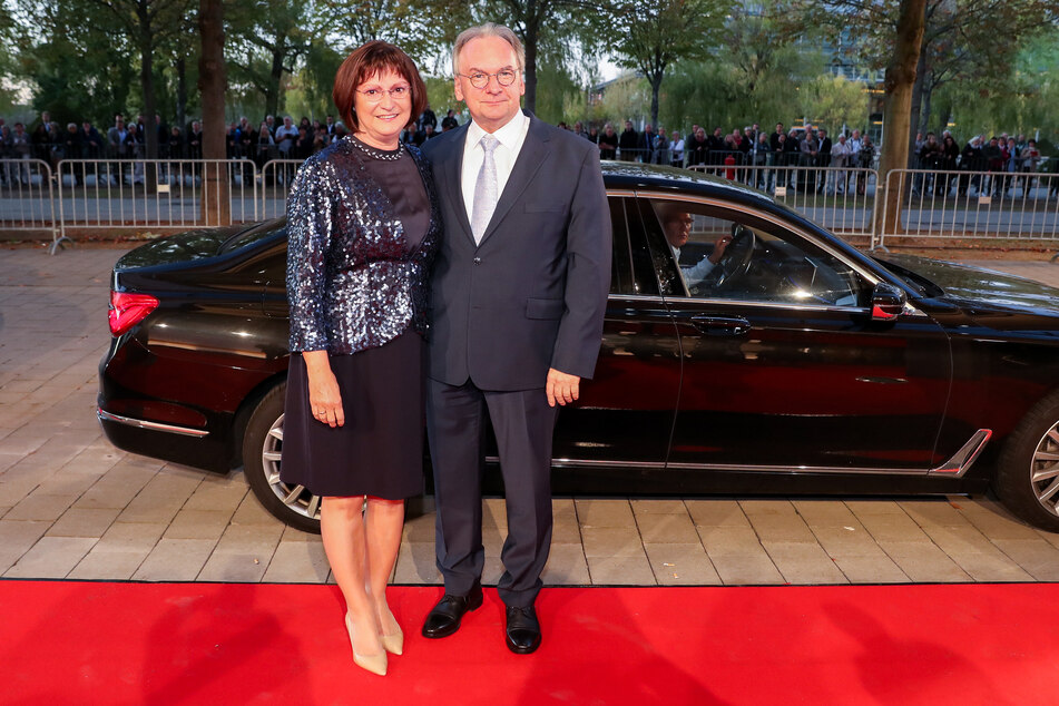 Sachsen-Anhalts Ministerpräsident Reiner Haseloff (67, CDU) und seine Ehefrau Gabriele sind seit 45 Jahren verheiratet.