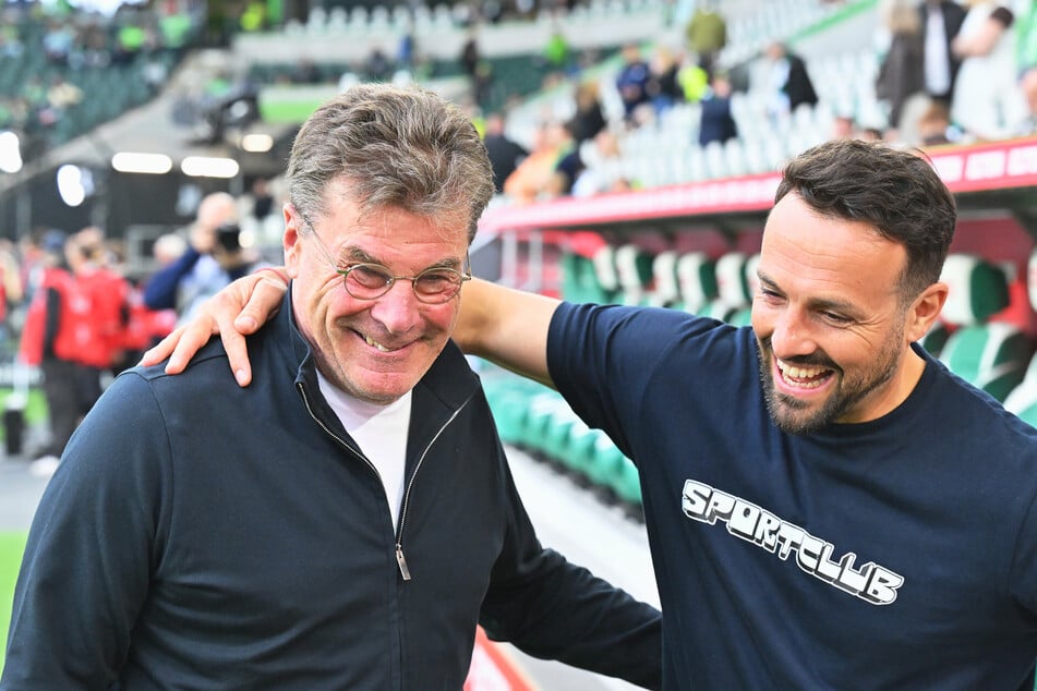 Ralf Kettemann (39, rechts) ist noch ein Novize als Profi-Coach. Dieter Hecking (61, links) ein regelrechter Trainer-Veteran.
