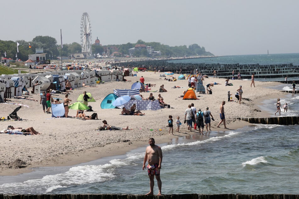 Bereits im Juni wieder gut besucht: der Ostseestrand in Mecklenburg-Vorpommern.