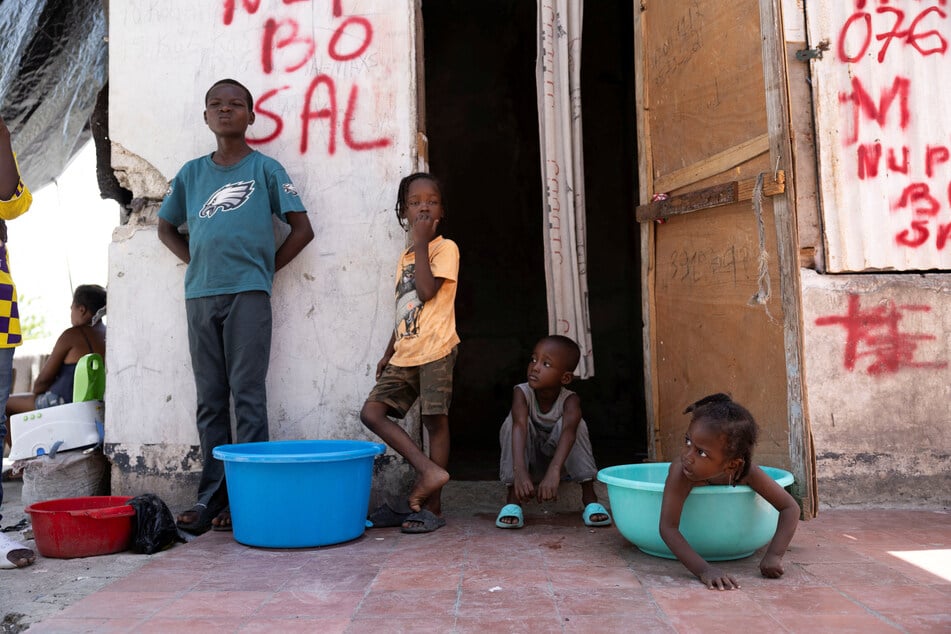 Over 300,000 children have been forced to flee their homes amid severe gang violence in Haiti, UNICEF has found.