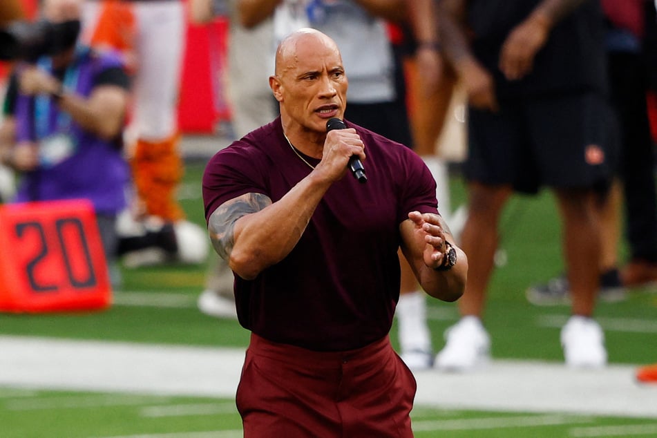 Dwayne "The Rock" Johnson (52) beim Super Bowl LVI im Februar 2022. Rund zwei Jahre später ging der Superstar mit seiner eigenen Football-Liga, der UFL, an den Start.