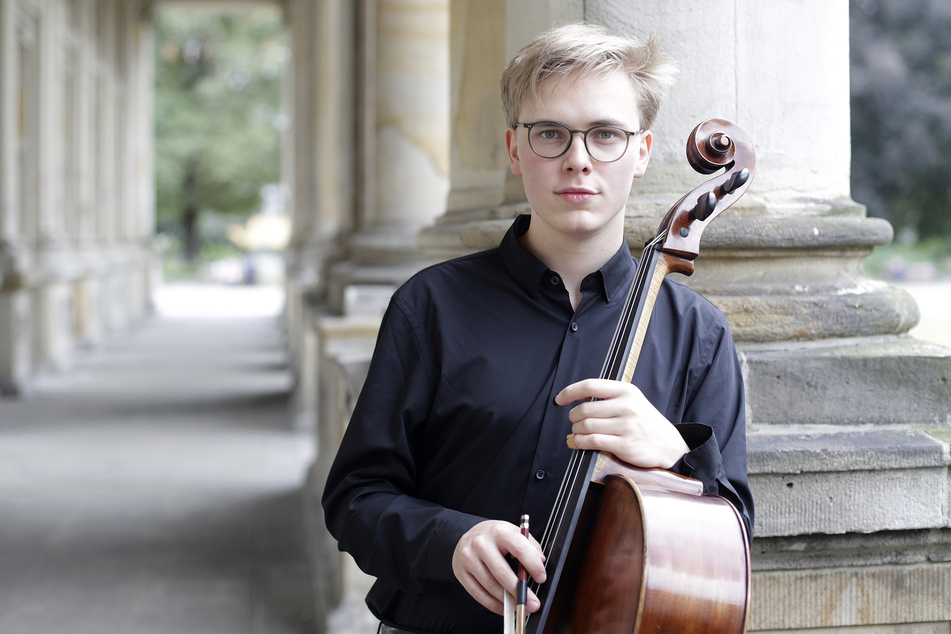 Philipp Schupelius (20) ist seit sechs Jahren Schüler von Wolfgang Emanuel Schmidt, der unter anderem als Hochschulprofessor auch an der Universität der Künste Berlin lehrt.