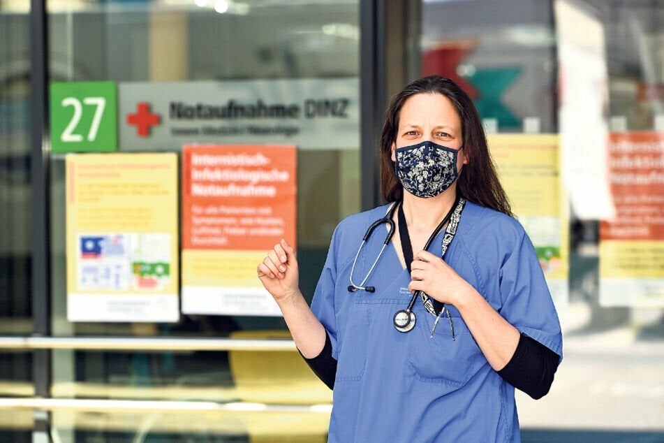 Dr. Julia Fantana (39), eigentlich Internistin, mittlerweile Ärztin in einer umgebauten Corona-Notaufnahme.