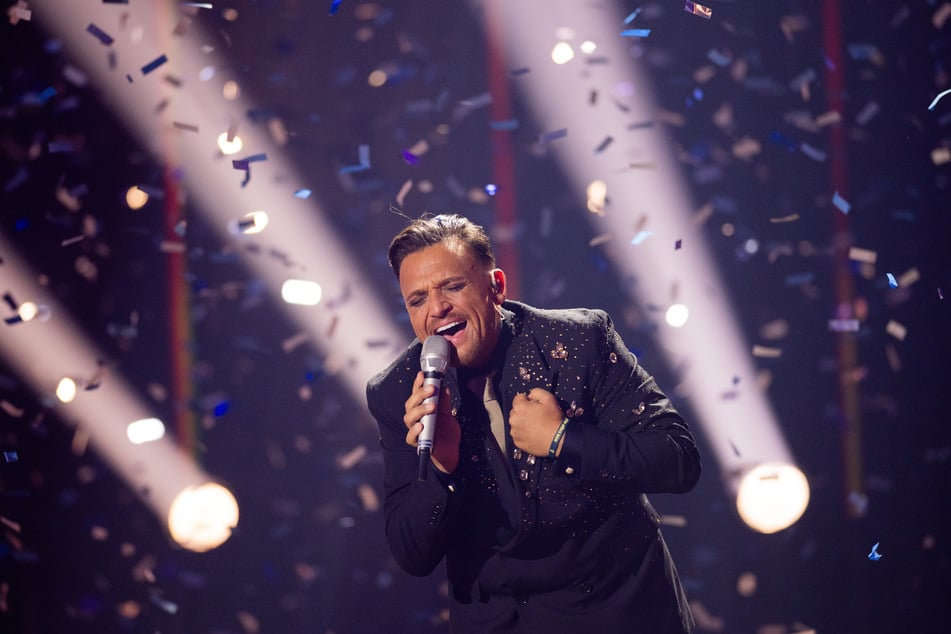 Menowin Fröhlich (38) hat sich 16 Jahre nach seiner Niederlage den DSDS-Sieg geholt.