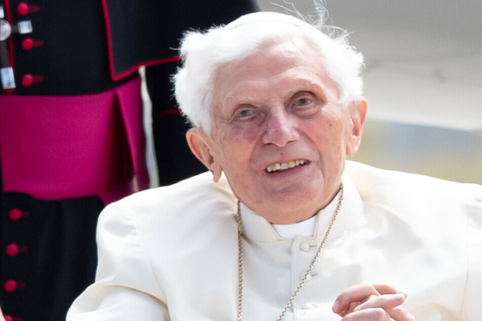Der emeritierte Papst Benedikt XVI. (94) stand nach dem Gutachten in der Kritik.