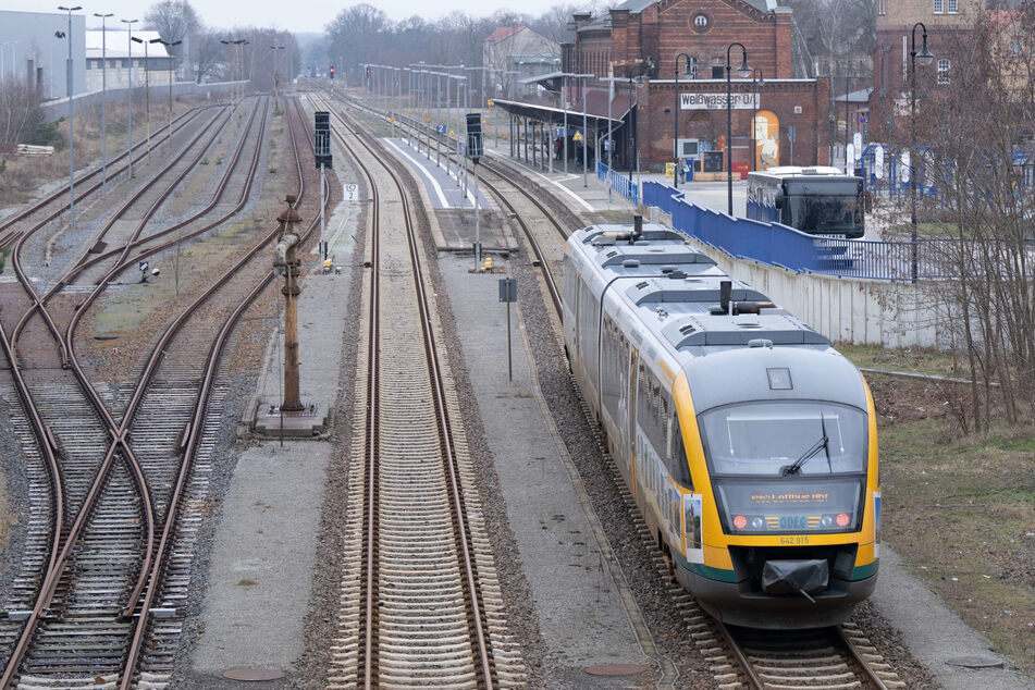 Lokalpolitiker fordern die Elektrifizierung und den Ausbau des Bahnnetzes. Sowohl für den Personen- als auch den Güterverkehr.