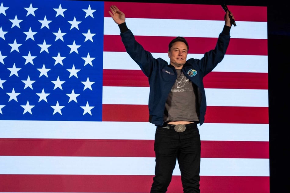 Elon Musk's net worth has surpassed $400 billion, according to the Bloomberg Billionaires Index, setting a new milestone for the world's richest person.