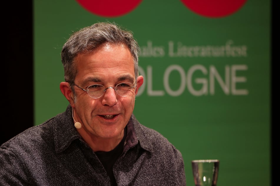 Schriftsteller Navid Kermani (58) ist großer Fan des 1. FC Köln.