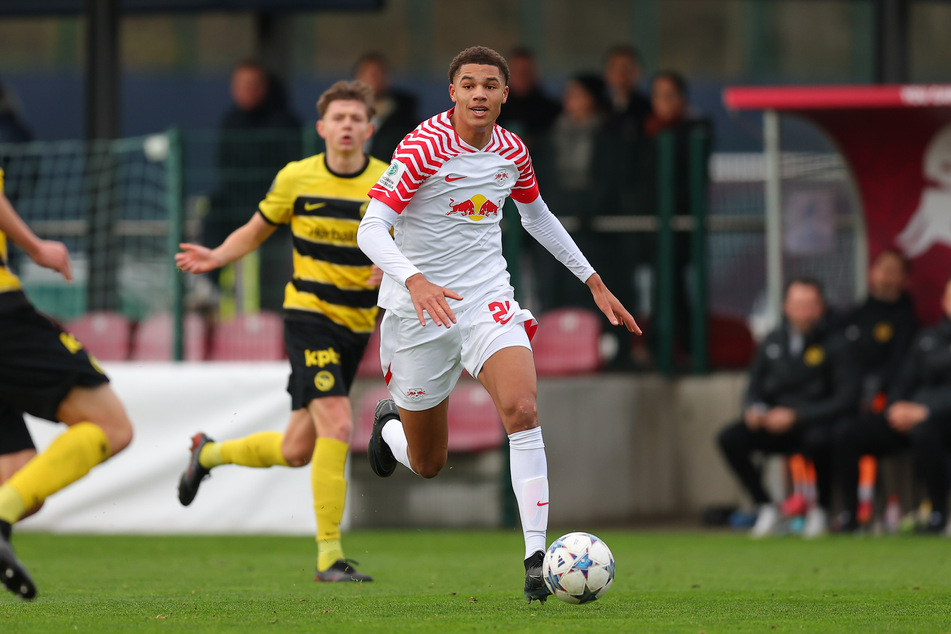 Nuha Jatta (17) wird demnächst wohl mit einem Profivertrag bei RB Leipzig ausgestattet.