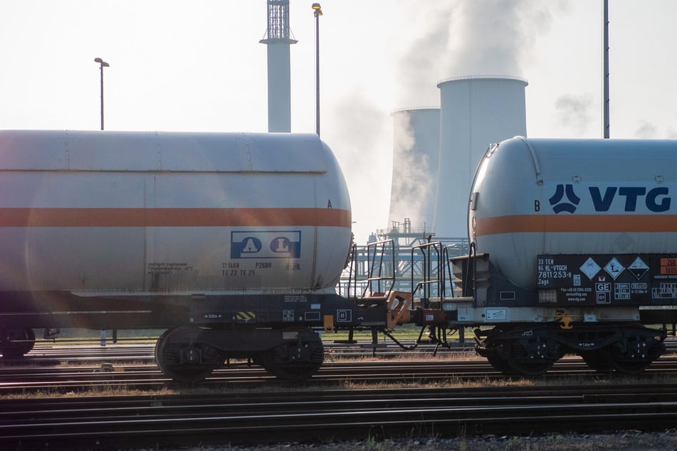 Leipzig: Industrie-Standort Leuna unter Druck: "Es macht Angst, dass das gute Leben endet"