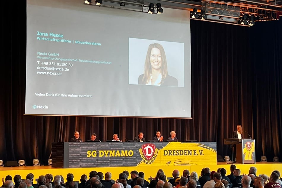 Wirtschaftsprüferin Jana Hesse sorgte auch für Lacher.