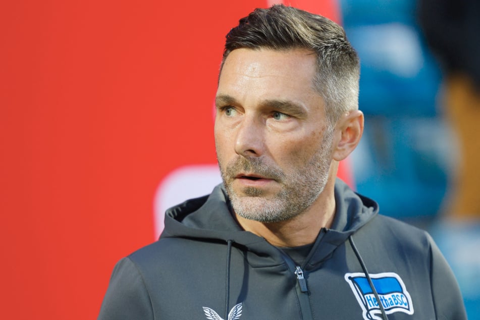 Trainer Stefan Leitl (49) will das Stürmer-Thema nicht zu groß machen.