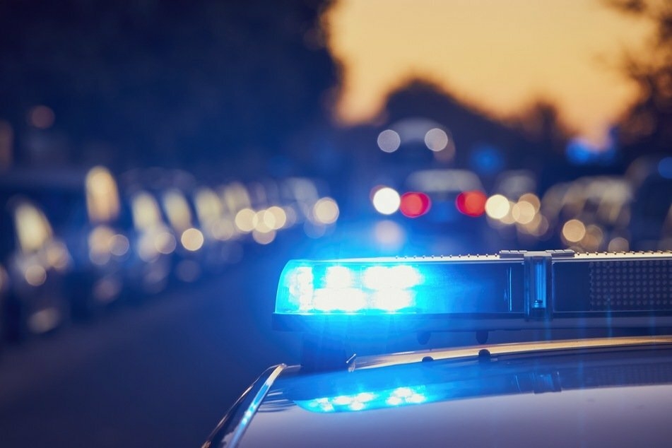 Auf der A72 blockierte ein Autokorso die Fahrspuren. Die Polizei sucht nun Zeugen. (Symbolbild)
