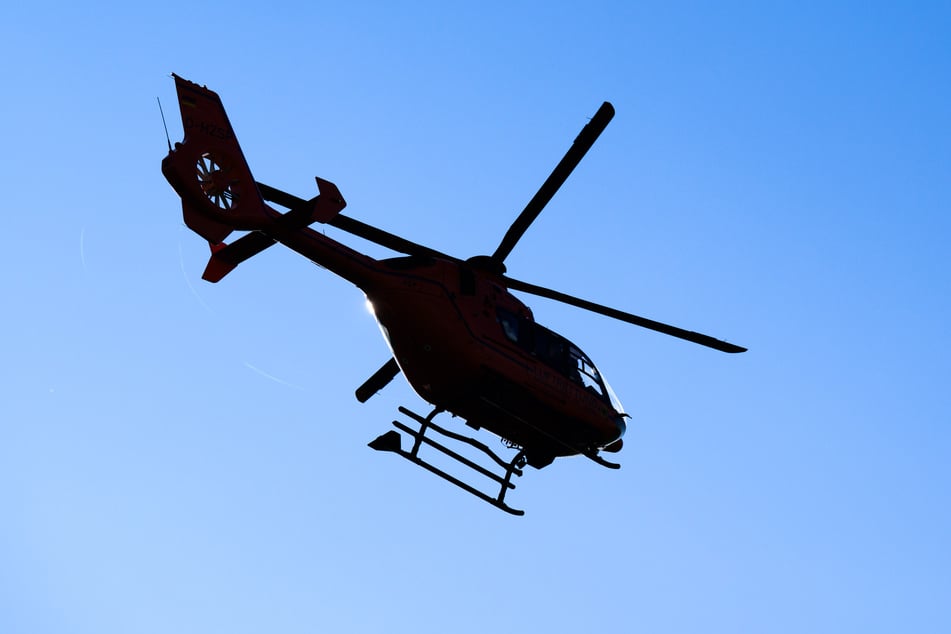 Ein Rettungshelikopter brachte die verunglückte Hessin ins Tal. (Symbolfoto)