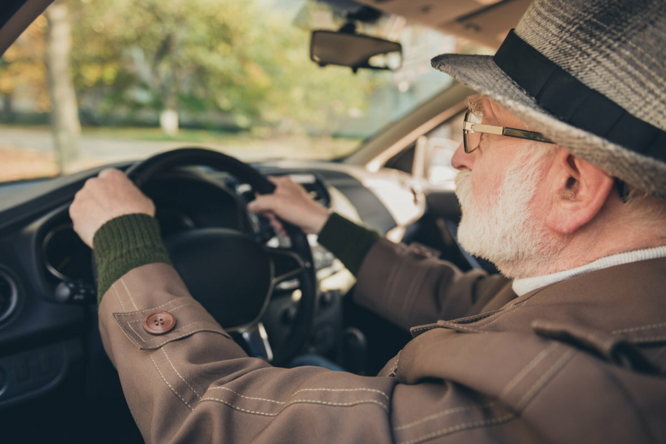 Weg mit dem Lappen: Bayern macht Anreize für Senioren, den Führerschein abzugeben