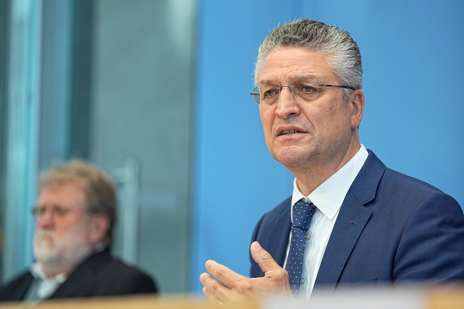 RKI-Chef Lothar Wieler (60) und die Arbeit seines Robert Koch-Instituts überzeugen bei Weitem nicht alle Deutschen, vor allem im Osten gibt es Misstrauen.