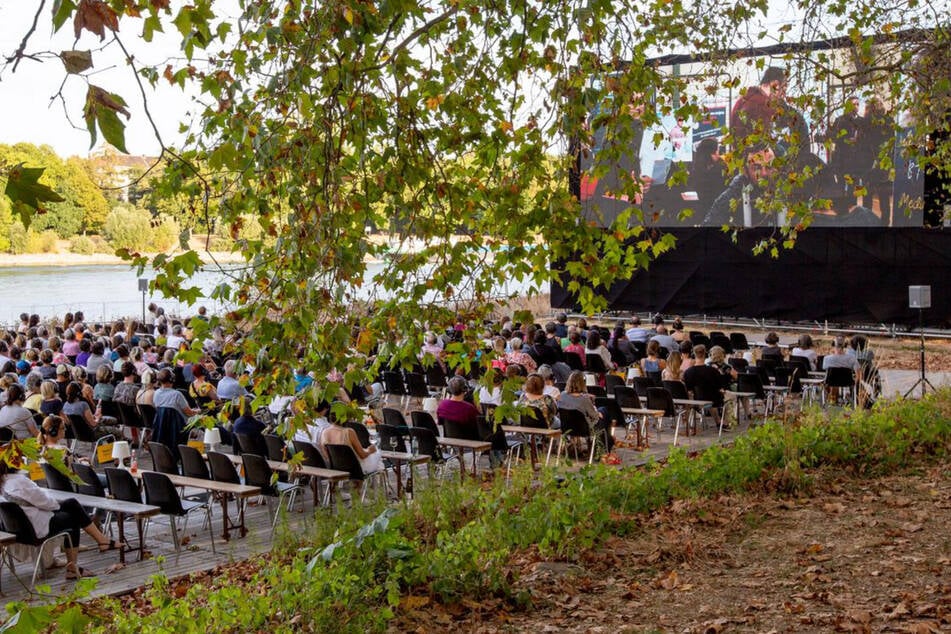 Staraufgebot am Rhein: 22. Festival des deutschen Films eröffnet