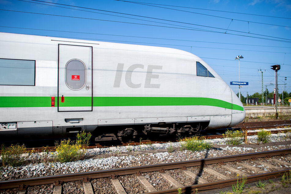 Die Züge sollen nicht mehr stillstehen. Bahn und GDL haben sich geeinigt. (Symbolbild)