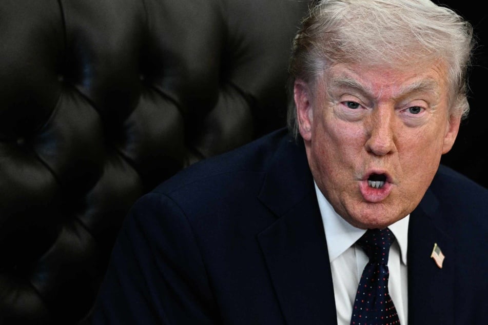 Federal appeals court blocks Trump from barring asylum seekers at US-Mexico border