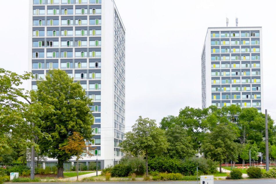 Das Studentenwerk Dresden liegt in der Fritz-Löffler-Straße 18 mitten in der Stadt und ist bequem zu erreichen.