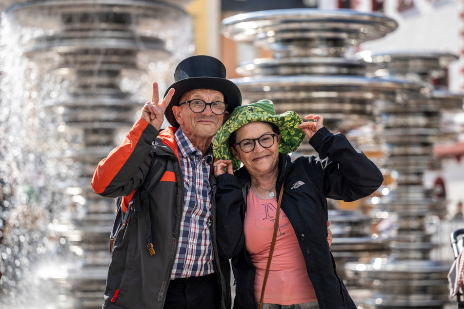 Freuen sich sehr über das Hut-Festival: Hans (69) und Kerstin (68) Sachs.