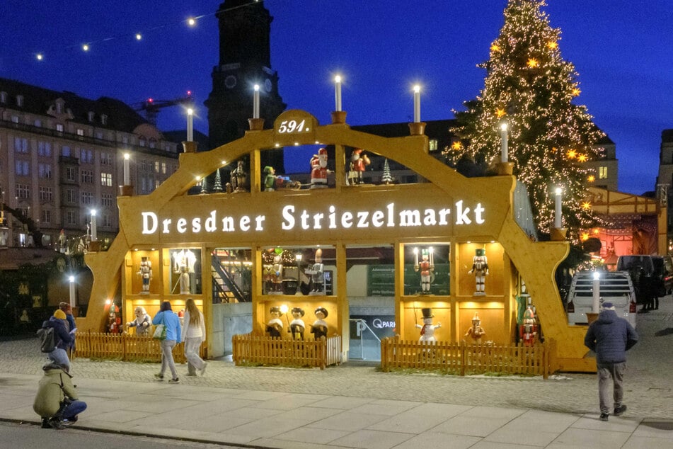 Der Striezelmarkt ist Deutschlands ältester Weihnachtsmarkt.