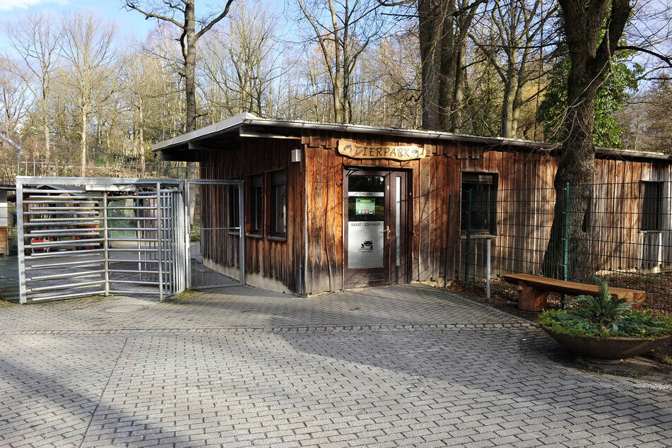 Der Tierpark Chemnitz bleibt am Donnerstag geschlossen. Grund: Vogelgrippe-Verdacht!