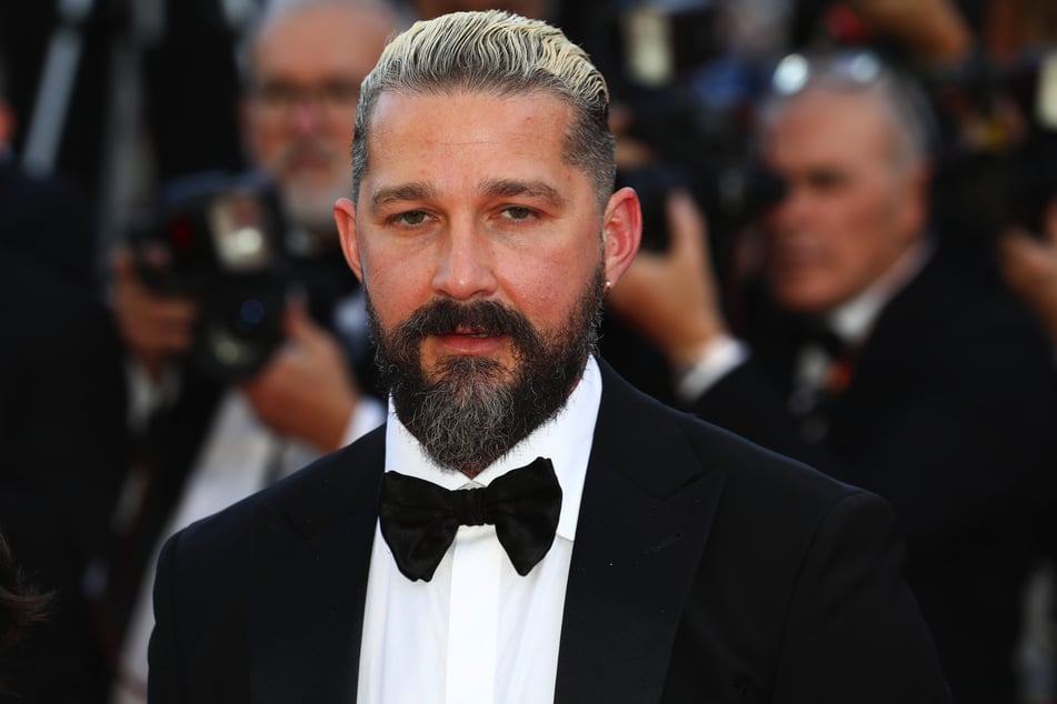 Während eines Partywochenendes geriet "Transformers"-Star Shia LaBeouf (39) erneut in eine Kneipen-Schlägerei.