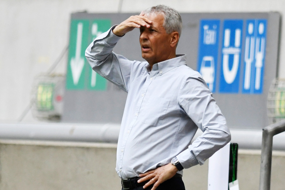Borussia Dortmunds Trainer Lucien Favre hatte "ein klares Tor" gesehen.