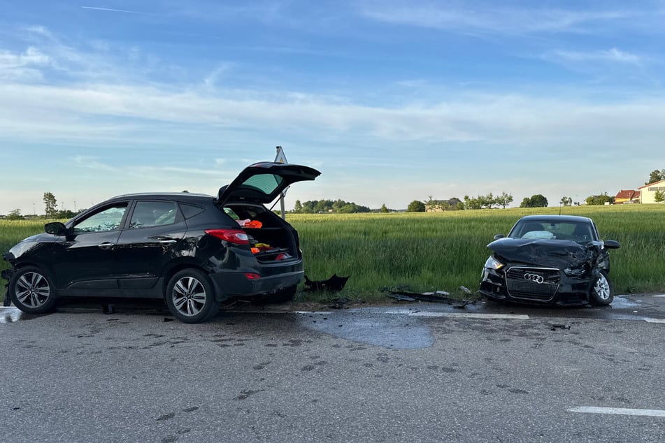 Gegen 18.45 Uhr kam es an dieser Kreuzung im Bereich der Ortschaft Titting zu dem schweren Verkehrsunfall.