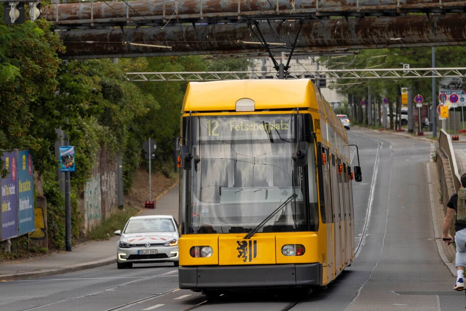 Die Gleise auf der Freiberger Straße stammen aus dem Jahr 1986 und sind mittlerweile verschlissen, weshalb Bauarbeiten sein müssen.