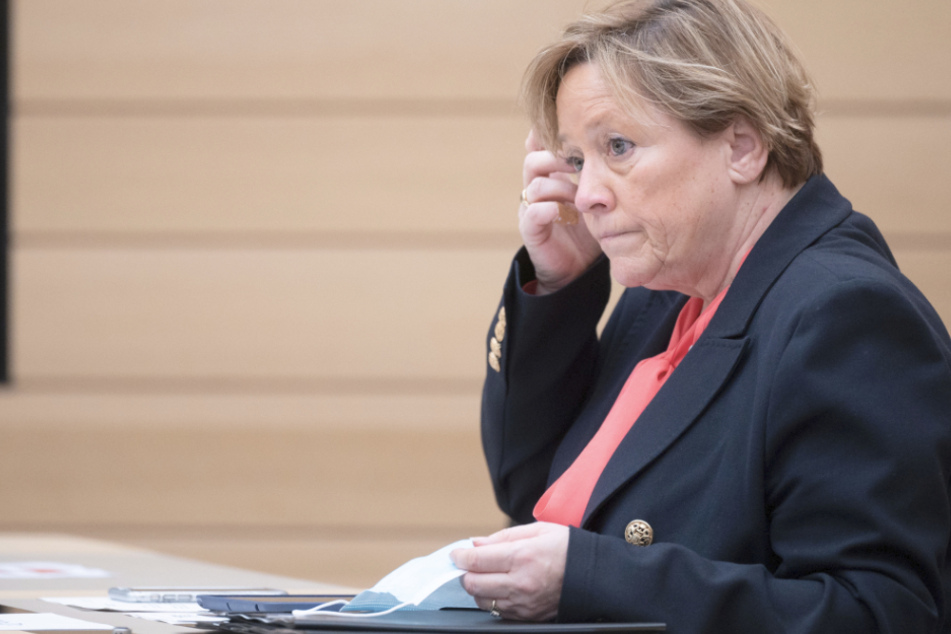 Kultusministerin Eisenmann: Virusmutation in Freiburger Kita hat "völlig überrascht"