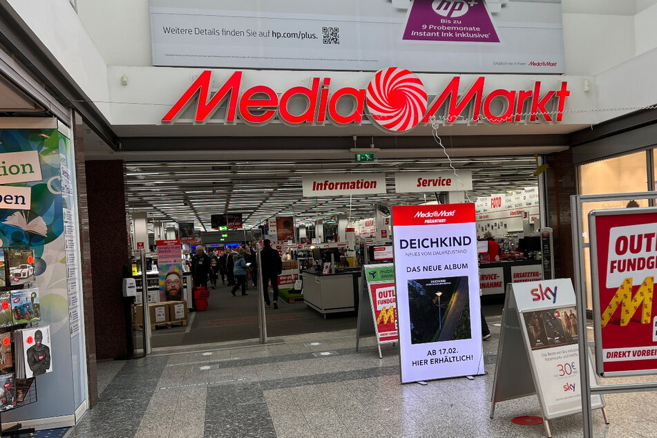 MediaMarkt Dresden - Kaufpark Dohnaer Straße 246.