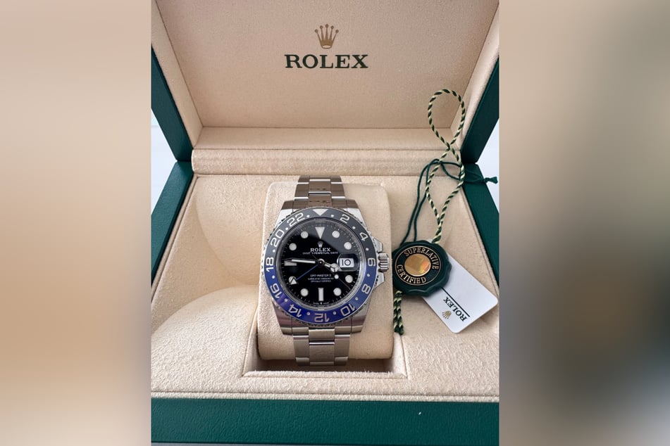 Es handelt sich um diese teure Rolex, für die jetzt nur Papierschnipsel blieben.