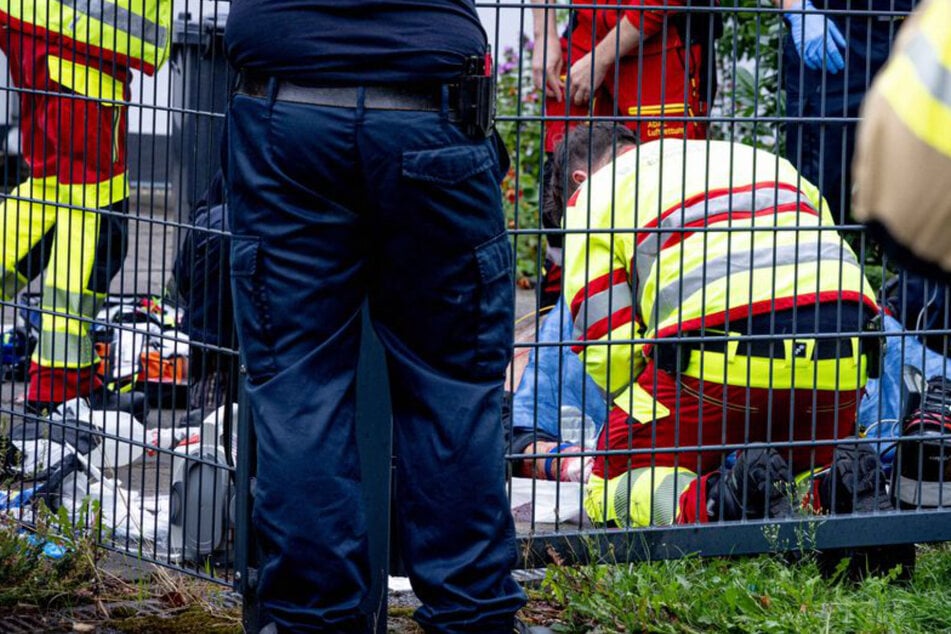 Mann stirbt nach brutaler Axt-Attacke in Klinik: Bruder bleibt in U-Haft