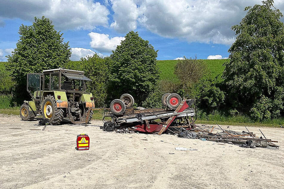 Ein Kremserwagen-Unfall in Thüringen hatte eine zweistellige Anzahl an Verletzten zur Folge.